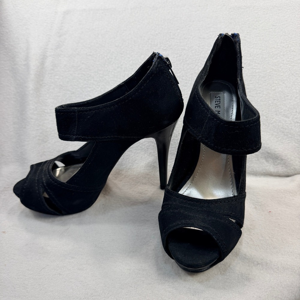 Steve Madden Sz 7 Lorane Black Suede Patent Leather Strap PeepToe Platform Heels